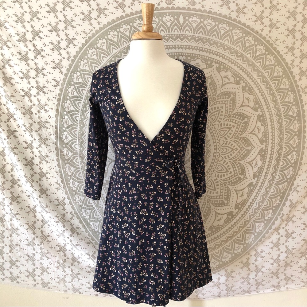 Floral Tie-Around day dress